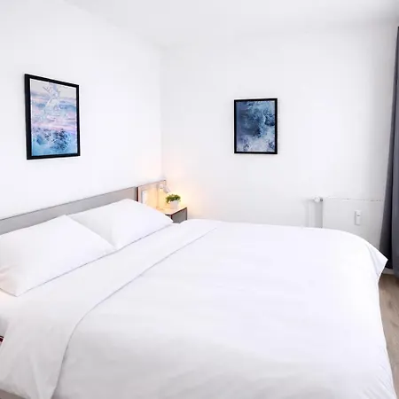 Daire Meerblick-apartment Fuer Bis Zu 3 Gaeste - Kueche & Balkon Laboe